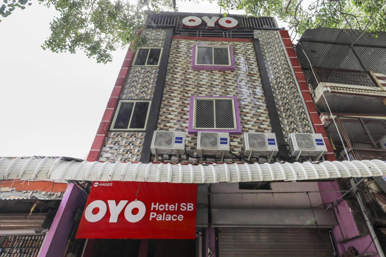 Oyo 45752 Hotel Sb Palace Godarpura Ngoại thất bức ảnh